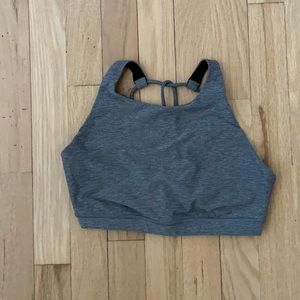 Lululemon size 4 Sports Bra